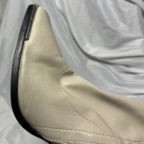 Public Desire Liberty Square Toe Heeled Bootie in Off White Size 9 - Picture 13 of 16